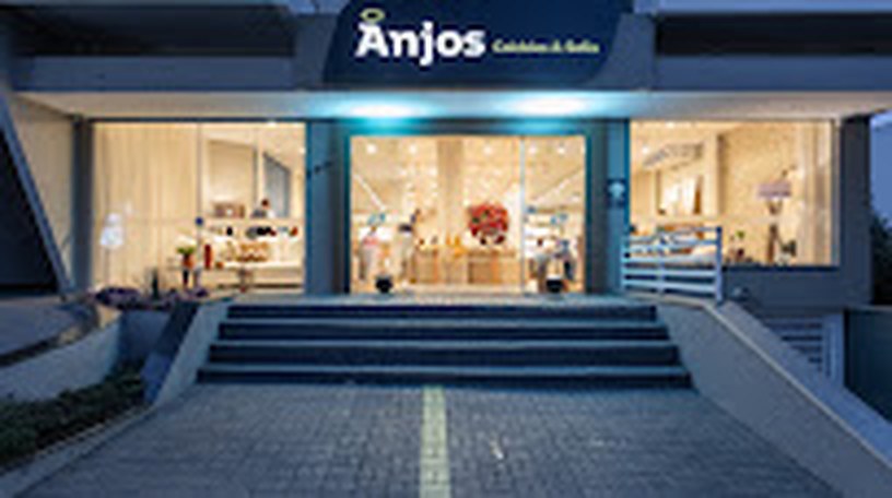Fachada da loja Anjos Colchões & Sofás